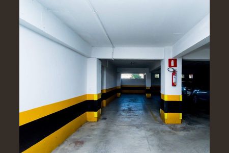 Apartamento à venda com 100m², 3 quartos e 2 vagas Apartamento à venda com 100m², 3 quartos e 2 vagasVagas de garagem