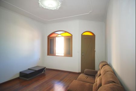 Sala de casa para alugar com 3 quartos, 113m² em Sarandi, Porto Alegre