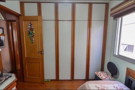 Apartamento à venda com 113m², 3 quartos e 2 vagas Apartamento à venda com 113m², 3 quartos e 2 vagasQuarto 2