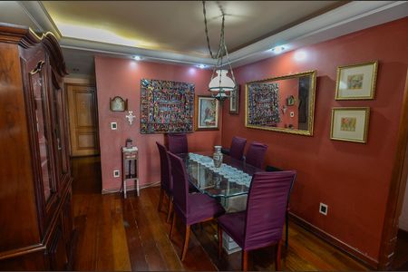 Apartamento à venda com 113m², 3 quartos e 2 vagas Apartamento à venda com 113m², 3 quartos e 2 vagasSala