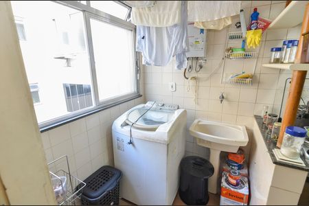 Apartamento à venda com 113m², 3 quartos e 2 vagas Apartamento à venda com 113m², 3 quartos e 2 vagasÁrea de Serviço
