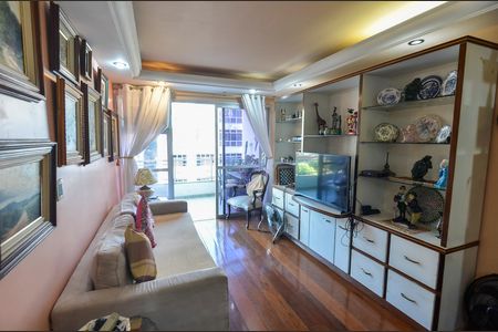 Apartamento à venda com 113m², 3 quartos e 2 vagas Apartamento à venda com 113m², 3 quartos e 2 vagasSala