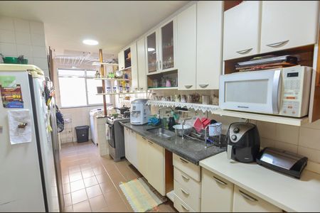 Apartamento à venda com 113m², 3 quartos e 2 vagas Apartamento à venda com 113m², 3 quartos e 2 vagasCozinha