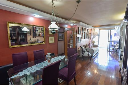 Apartamento à venda com 113m², 3 quartos e 2 vagas Apartamento à venda com 113m², 3 quartos e 2 vagasSala