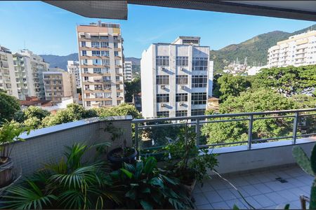 Apartamento à venda com 113m², 3 quartos e 2 vagas Apartamento à venda com 113m², 3 quartos e 2 vagasQuarto 1