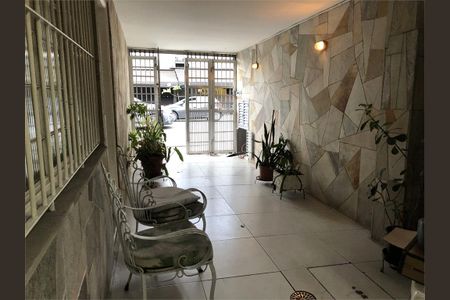 Casa à venda com 2 quartos, 130m² em Jardim das Laranjeiras, São Paulo