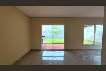 Casa de Condomínio para alugar com 3 quartos, 130m² em Betel, Paulínia