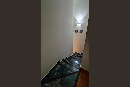 Casa de condomínio para alugar com 130m², 3 quartos e 2 vagas