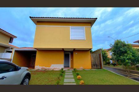 Casa de condomínio para alugar com 130m², 3 quartos e 2 vagas