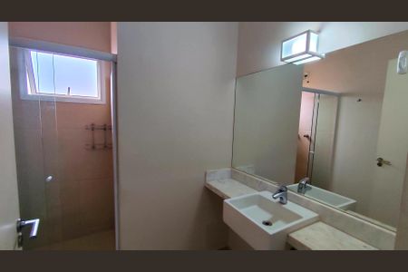 Casa de condomínio para alugar com 130m², 3 quartos e 2 vagas