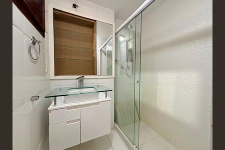 Apartamento para alugar com 110m², 3 quartos e 1 vaga Apartamento para alugar com 110m², 3 quartos e 1 vagaSuíte - banheiro