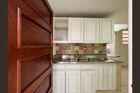 Apartamento para alugar com 110m², 3 quartos e 1 vaga Apartamento para alugar com 110m², 3 quartos e 1 vagaCozinha