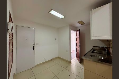 Apartamento para alugar com 110m², 3 quartos e 1 vaga Apartamento para alugar com 110m², 3 quartos e 1 vagaCozinha