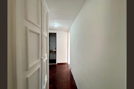 Apartamento para alugar com 110m², 3 quartos e 1 vaga Apartamento para alugar com 110m², 3 quartos e 1 vagaCorredor