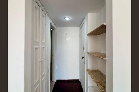 Sala - hall se entrada de apartamento para alugar com 3 quartos, 110m² em Copacabana, Rio de Janeiro