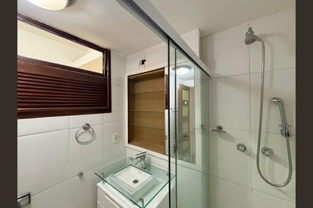 Apartamento para alugar com 110m², 3 quartos e 1 vaga Apartamento para alugar com 110m², 3 quartos e 1 vagaSuíte - banheiro