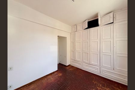 Apartamento para alugar com 110m², 3 quartos e 1 vaga Apartamento para alugar com 110m², 3 quartos e 1 vagaQuarto 2