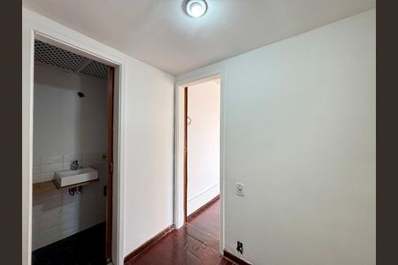 Apartamento para alugar com 110m², 3 quartos e 1 vaga Apartamento para alugar com 110m², 3 quartos e 1 vagaCorredor