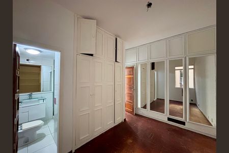 Apartamento para alugar com 110m², 3 quartos e 1 vaga Apartamento para alugar com 110m², 3 quartos e 1 vagaSuíte