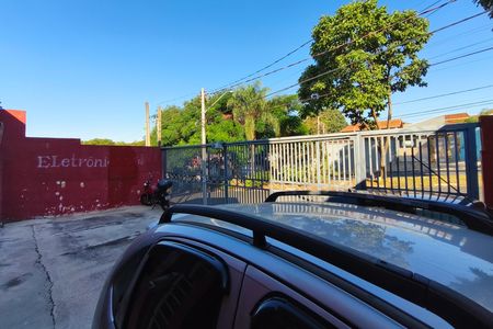 Casa à venda com 360m², 2 quartos e 6 vagasQuintal - Garagem