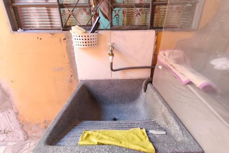 Casa à venda com 360m², 2 quartos e 6 vagasÁrea de Serviço