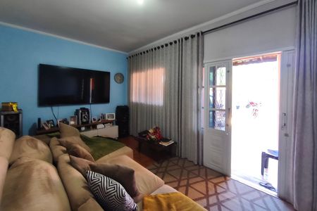 Sala de casa à venda com 2 quartos, 360m² em Vila Aeroporto, Campinas