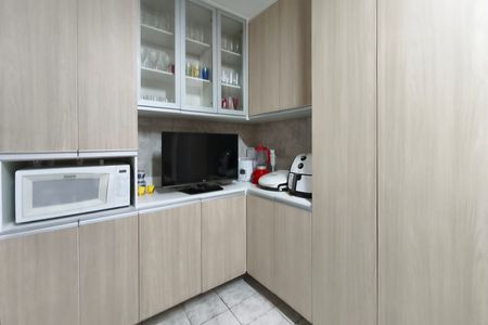 Casa à venda com 360m², 2 quartos e 6 vagasCozinha