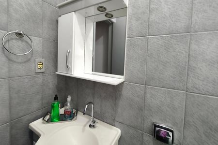 Casa à venda com 360m², 2 quartos e 6 vagasBanheiro Social