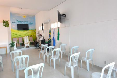 Casa à venda com 360m², 2 quartos e 6 vagasCômodo Extra