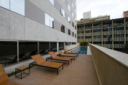 Studio para alugar com 30m², 1 quarto e sem vagaÁrea comum - Piscina