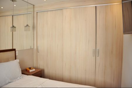 Apartamento para alugar com 65m², 3 quartos e 2 vagas Apartamento para alugar com 65m², 3 quartos e 2 vagasDetalhe - Quarto 01 com Suíte