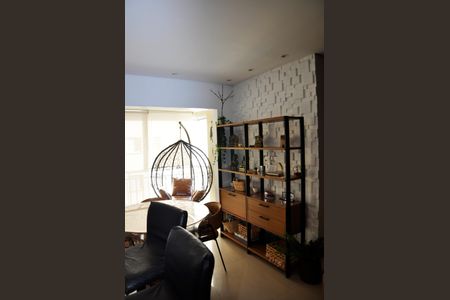 Apartamento para alugar com 65m², 3 quartos e 2 vagas Apartamento para alugar com 65m², 3 quartos e 2 vagasDetalhe - Sala e Sala de Jantar com Varanda