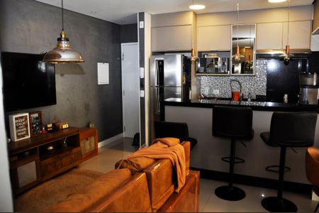 Apartamento para alugar com 65m², 3 quartos e 2 vagas Apartamento para alugar com 65m², 3 quartos e 2 vagasDetalhe - Sala e Sala de Jantar com Varanda