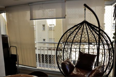 Apartamento para alugar com 65m², 3 quartos e 2 vagas Apartamento para alugar com 65m², 3 quartos e 2 vagasDetalhe - Varanda
