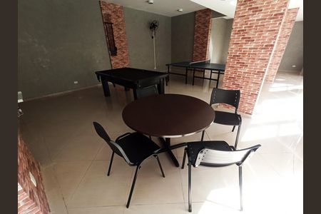 Apartamento para alugar com 65m², 3 quartos e 2 vagas Apartamento para alugar com 65m², 3 quartos e 2 vagasSalão de jogos