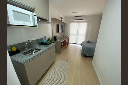 Foto 02 de apartamento para alugar com 1 quarto, 25m² em Jardim das Acacias, São Paulo