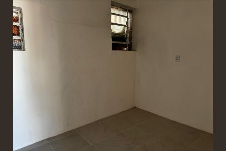 Cozinha de apartamento para alugar com 1 quarto, 30m² em Espírito Santo, Porto Alegre