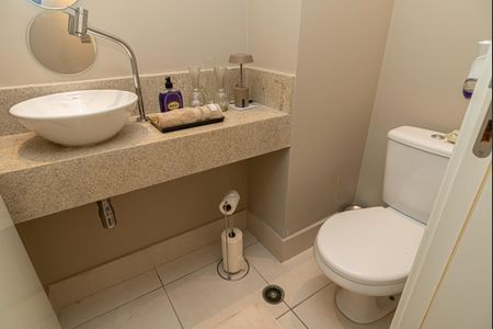 Apartamento à venda com 47m², 1 quarto e 1 vaga Apartamento à venda com 47m², 1 quarto e 1 vagaLavabo