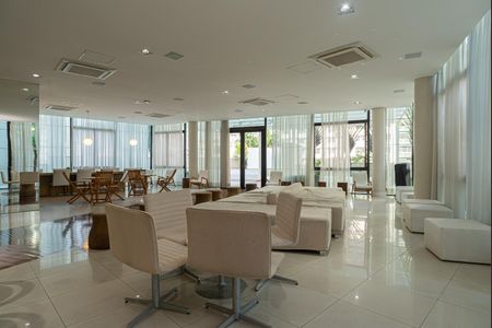 Apartamento à venda com 47m², 1 quarto e 1 vaga Apartamento à venda com 47m², 1 quarto e 1 vagaÁrea comum - Salão de festas