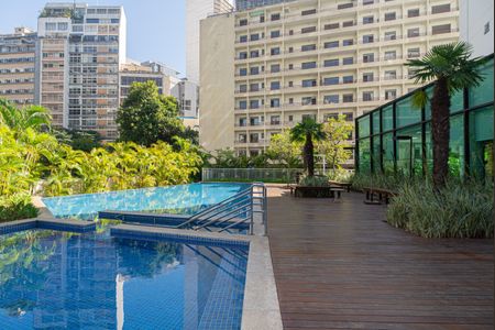 Apartamento à venda com 47m², 1 quarto e 1 vaga Apartamento à venda com 47m², 1 quarto e 1 vagaÁrea comum - Piscina