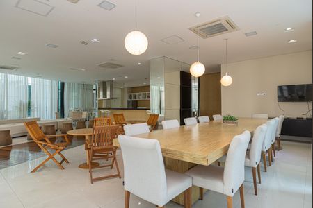 Apartamento à venda com 47m², 1 quarto e 1 vaga Apartamento à venda com 47m², 1 quarto e 1 vagaÁrea comum - Salão de festas