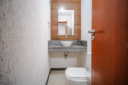 Lavabo de casa à venda com 3 quartos, 180m² em Jardim Bonfiglioli, São Paulo