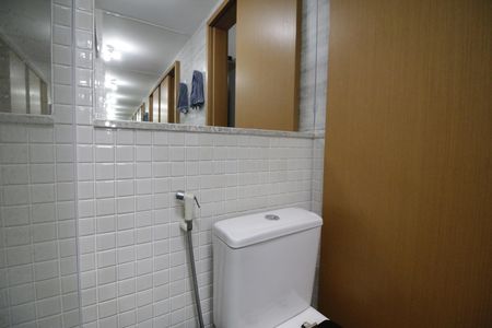 Apartamento à venda com 112m², 3 quartos e 2 vagasBanheiro da Suíte 1
