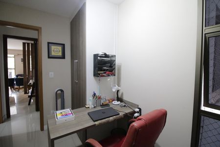 Apartamento à venda com 112m², 3 quartos e 2 vagasEscritório