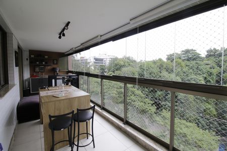 Apartamento à venda com 112m², 3 quartos e 2 vagasVaranda da Sala
