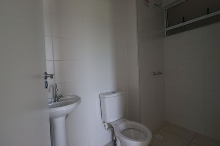 Apartamento para alugar com 47m², 2 quartos e 1 vaga Apartamento para alugar com 47m², 2 quartos e 1 vagaBanheiro