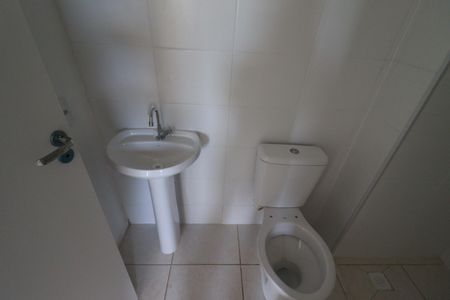 Apartamento para alugar com 47m², 2 quartos e 1 vaga Apartamento para alugar com 47m², 2 quartos e 1 vagaBanheiro