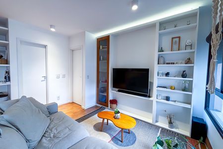 Apartamento para alugar com 74m², 1 quarto e 1 vaga
