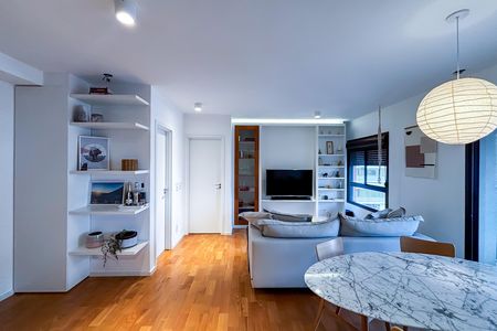 Apartamento para alugar com 74m², 1 quarto e 1 vaga