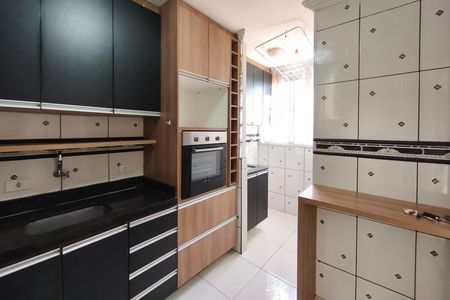 Apartamento à venda com 57m², 2 quartos e 1 vaga Apartamento à venda com 57m², 2 quartos e 1 vagaCozinha